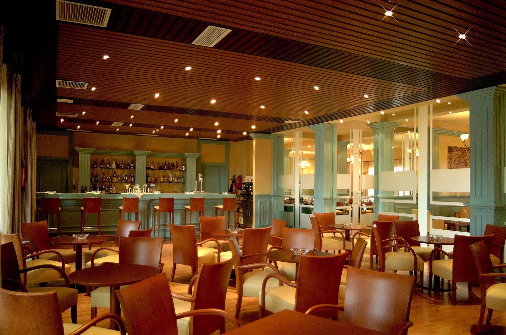 Fuente Piedras Hotel 4*