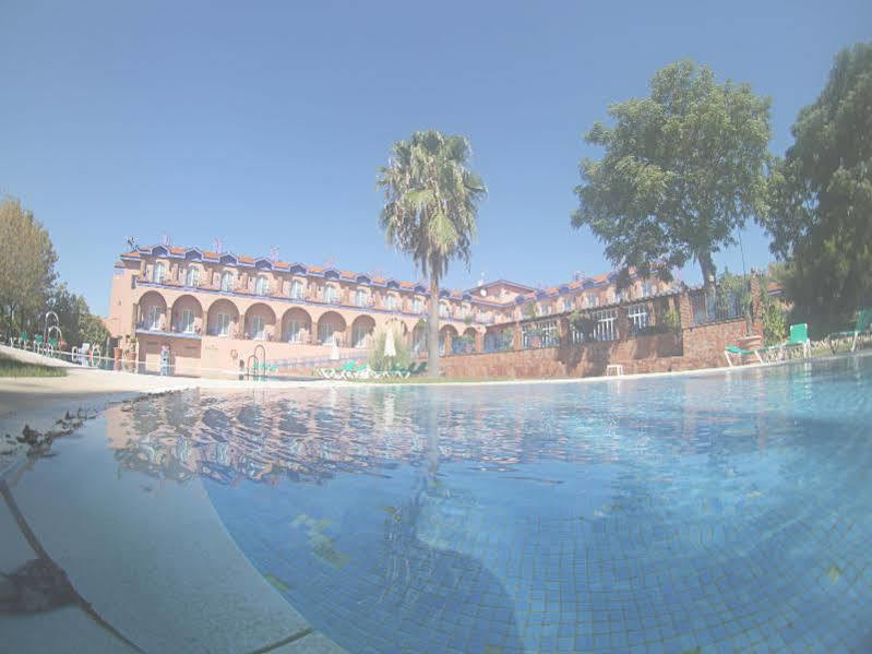 Fuente Piedras Hotel Cabra
